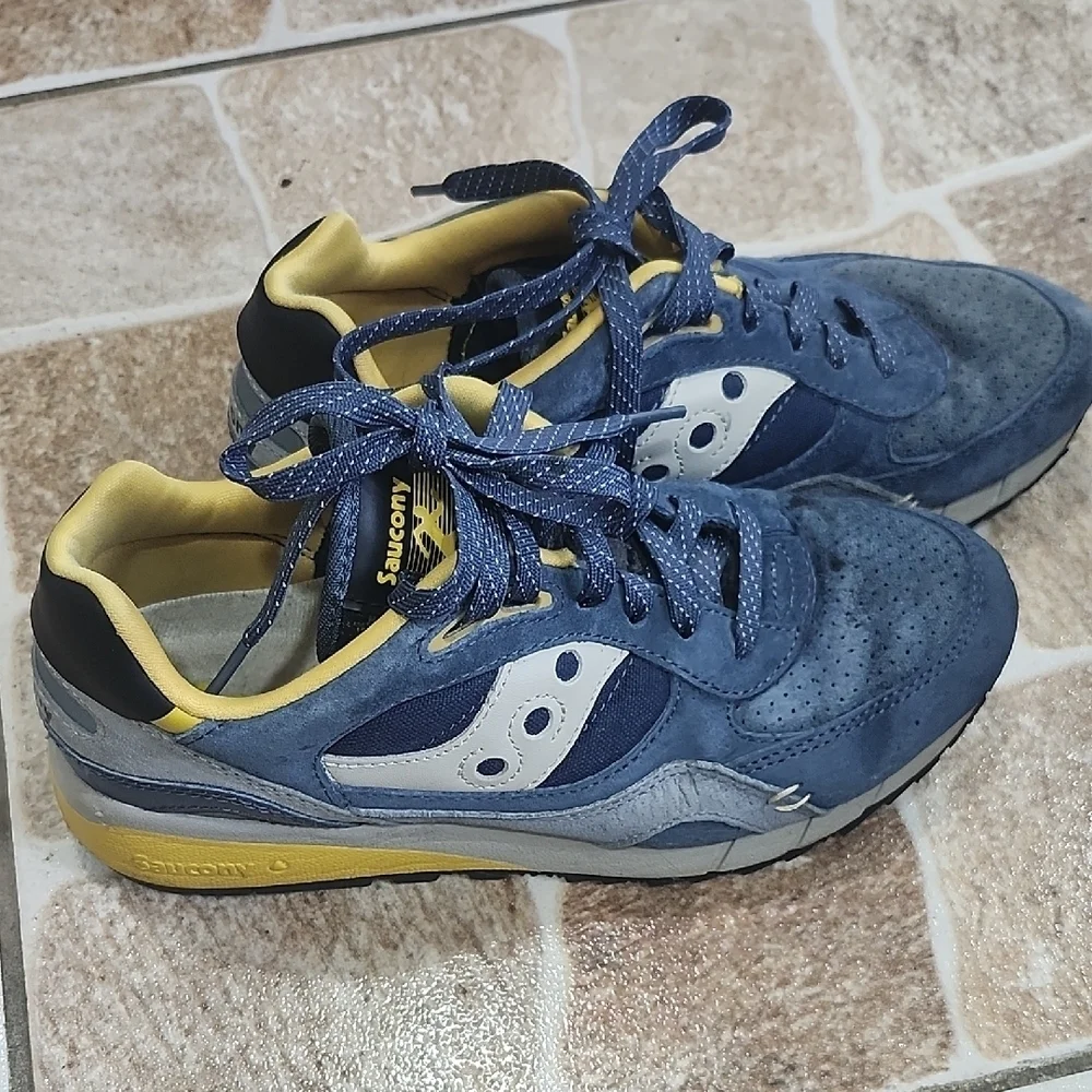 Saucony Blue and Yellow Sneakers Small stains of ink on both tennis in front